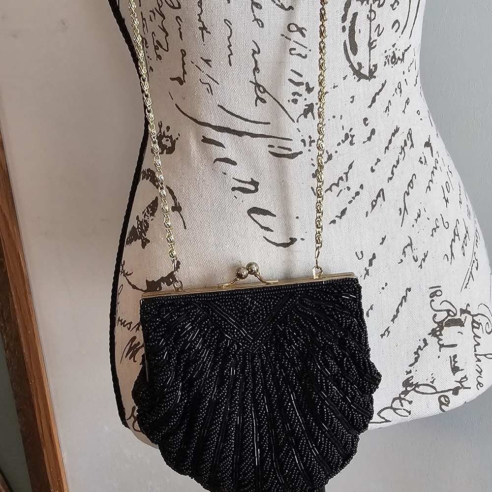 Elegant Black Crossbody Bag - Picture 2 of 6
